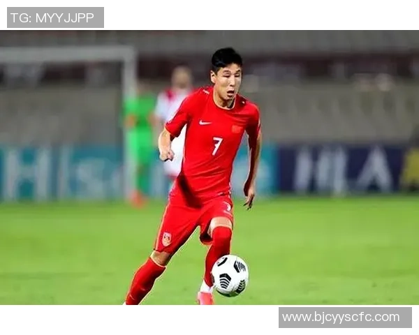 足球明星为何选择早婚背后的原因与影响探讨